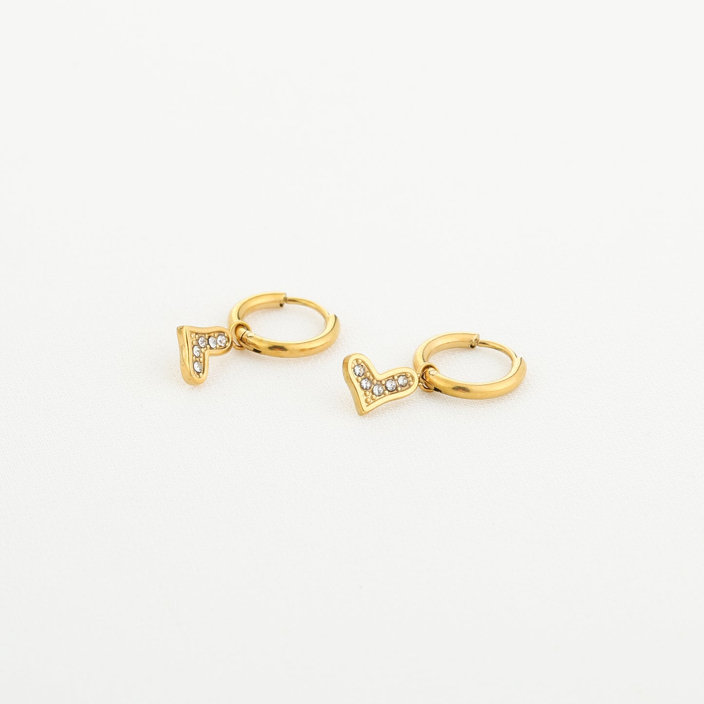 ‘Hearted’ earrings goud