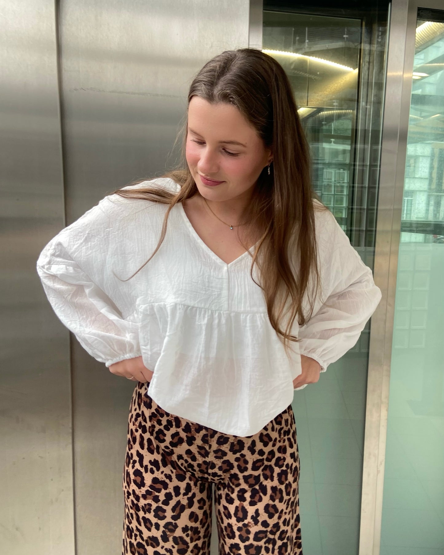 ‘Flowy’ blouse wit